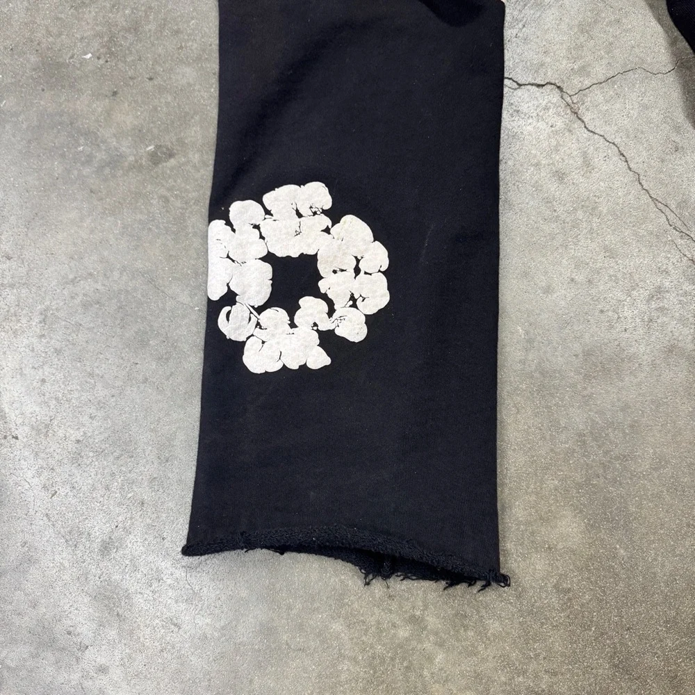 Men's Black denim tears Sweatpants L - Picture 2 of 7